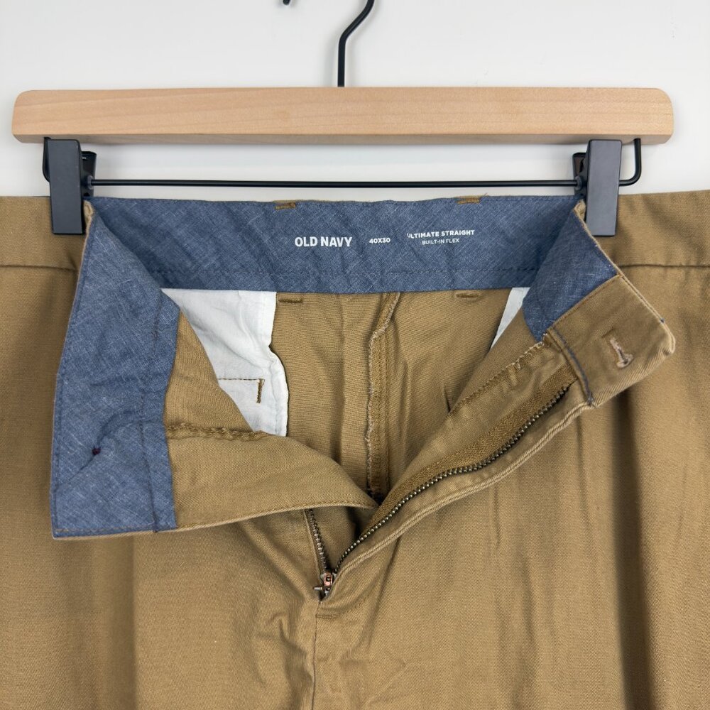 Old Navy Men's Ultimate Straight Chino Pant, Size 40x30 - Picture 5 of 5